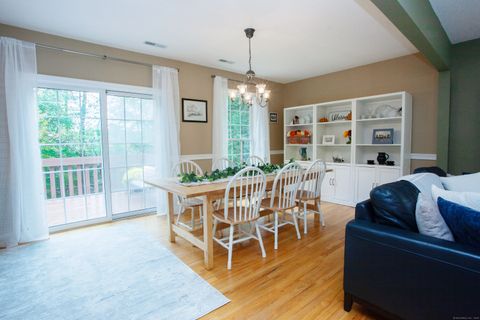 Tiny photo for 9 Village Square #9, Canton, CT 06019 (MLS # 24132460)