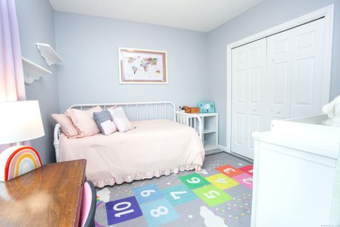 Tiny photo for 9 Village Square #9, Canton, CT 06019 (MLS # 24132460)