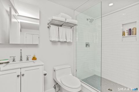 Tiny photo for 140 Rowayton Avenue #E, Norwalk, CT 06853 (MLS # 24146296)