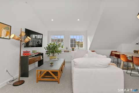 Photo of 140 Rowayton Avenue #E, Norwalk, CT 06853 (MLS # 24146296)