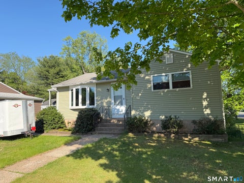 Homes For Sale - 12 Cross Street<br/> Middlesex County, Portland, CT 06480