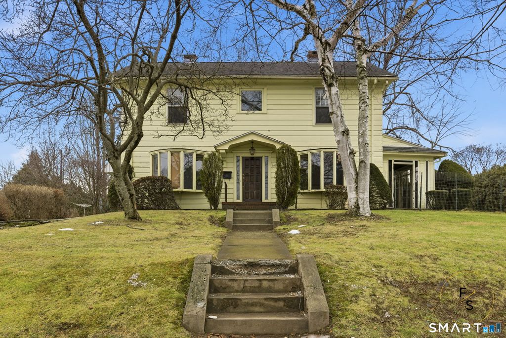 Photo of 200 Francis Street, New Britain, CT 06053 (MLS # 24149367)