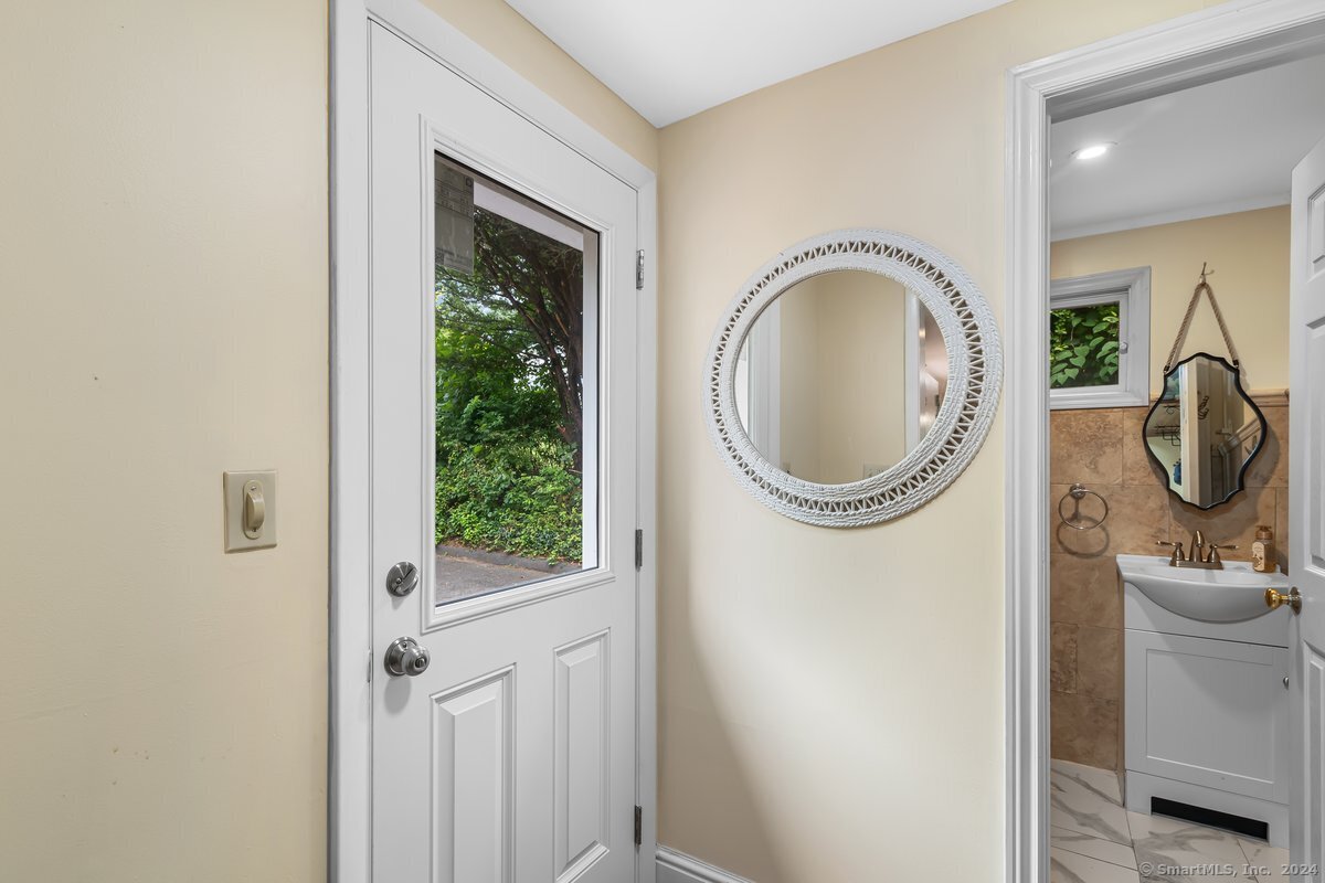 18 Driftway Road, Danbury, Connecticut image 29