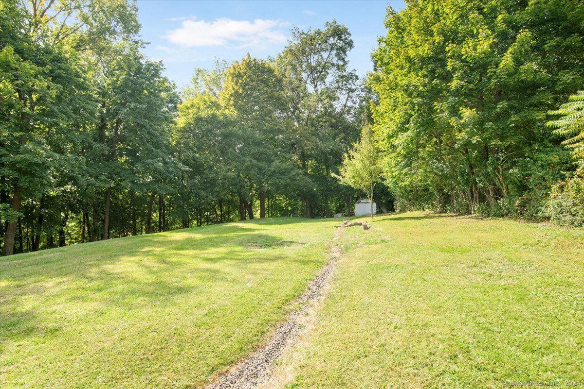18 Driftway Road, Danbury, Connecticut image 7