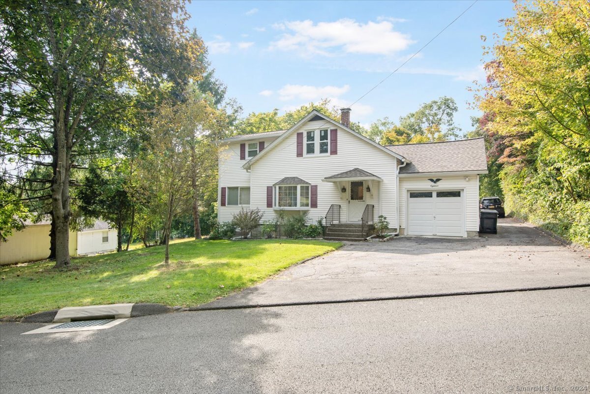 18 Driftway Road, Danbury, Connecticut image 3