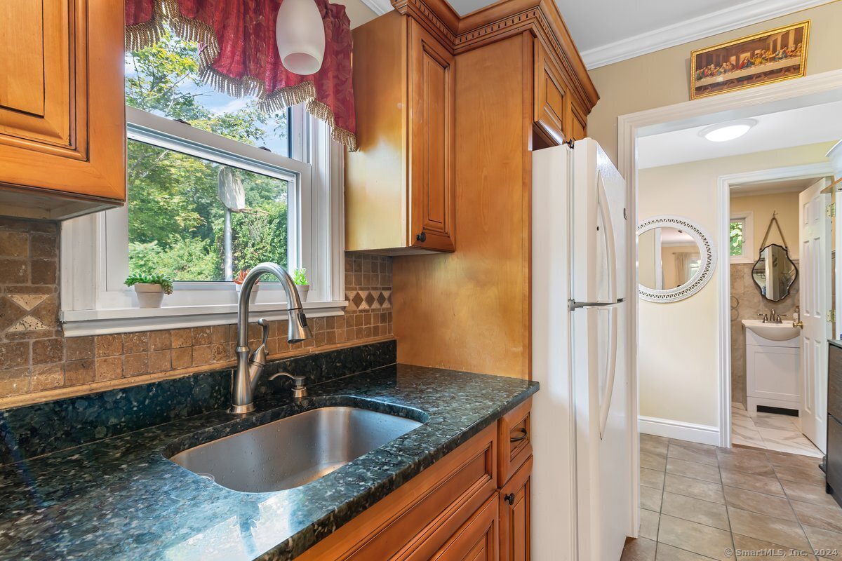 18 Driftway Road, Danbury, Connecticut image 9