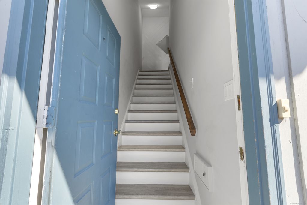 Photo of 19 Somers Street #F9, Danbury, CT 06810 (MLS # 24132690)