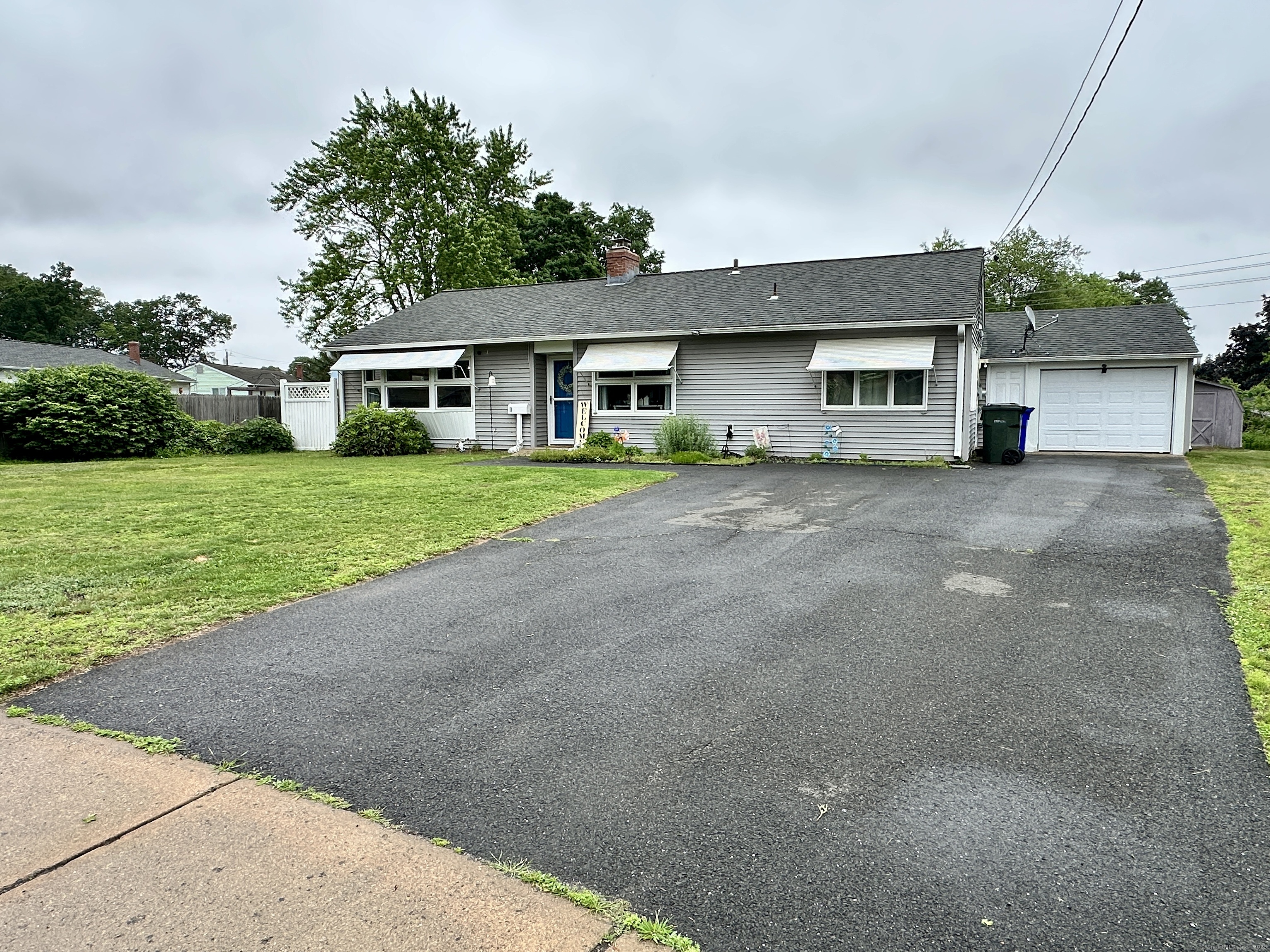 11 Polk Lane