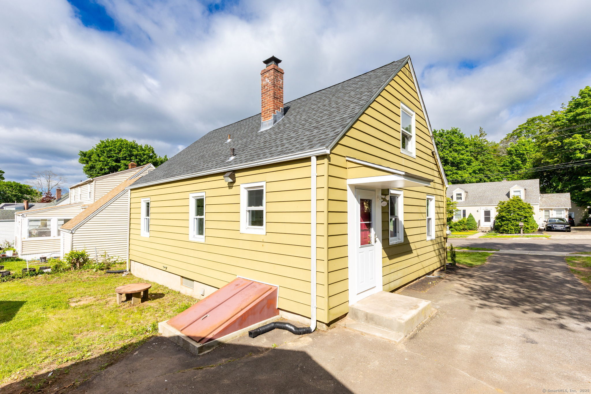 12 Pleasant Drive, Hamden, Connecticut image 32