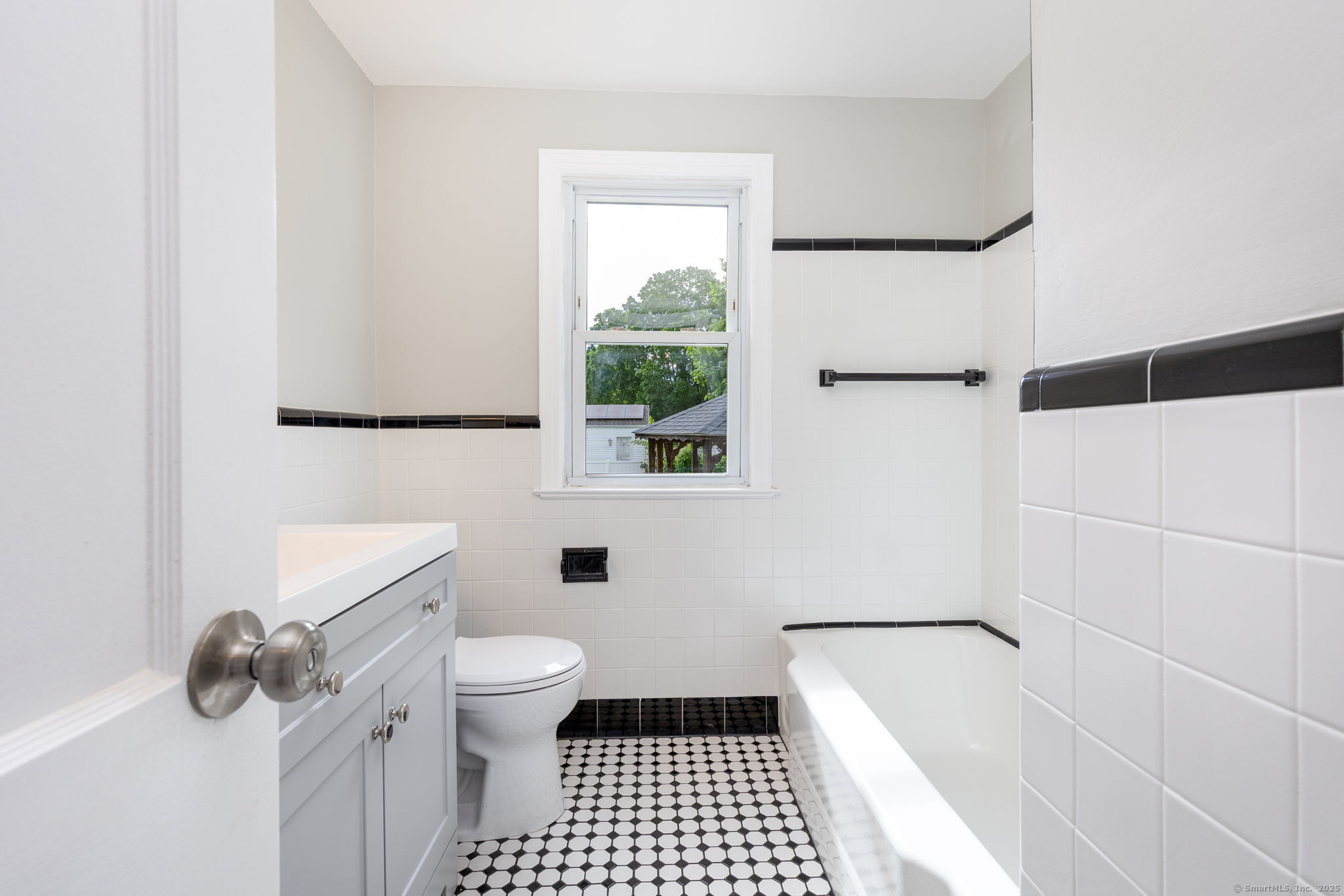 12 Pleasant Drive, Hamden, Connecticut image 19