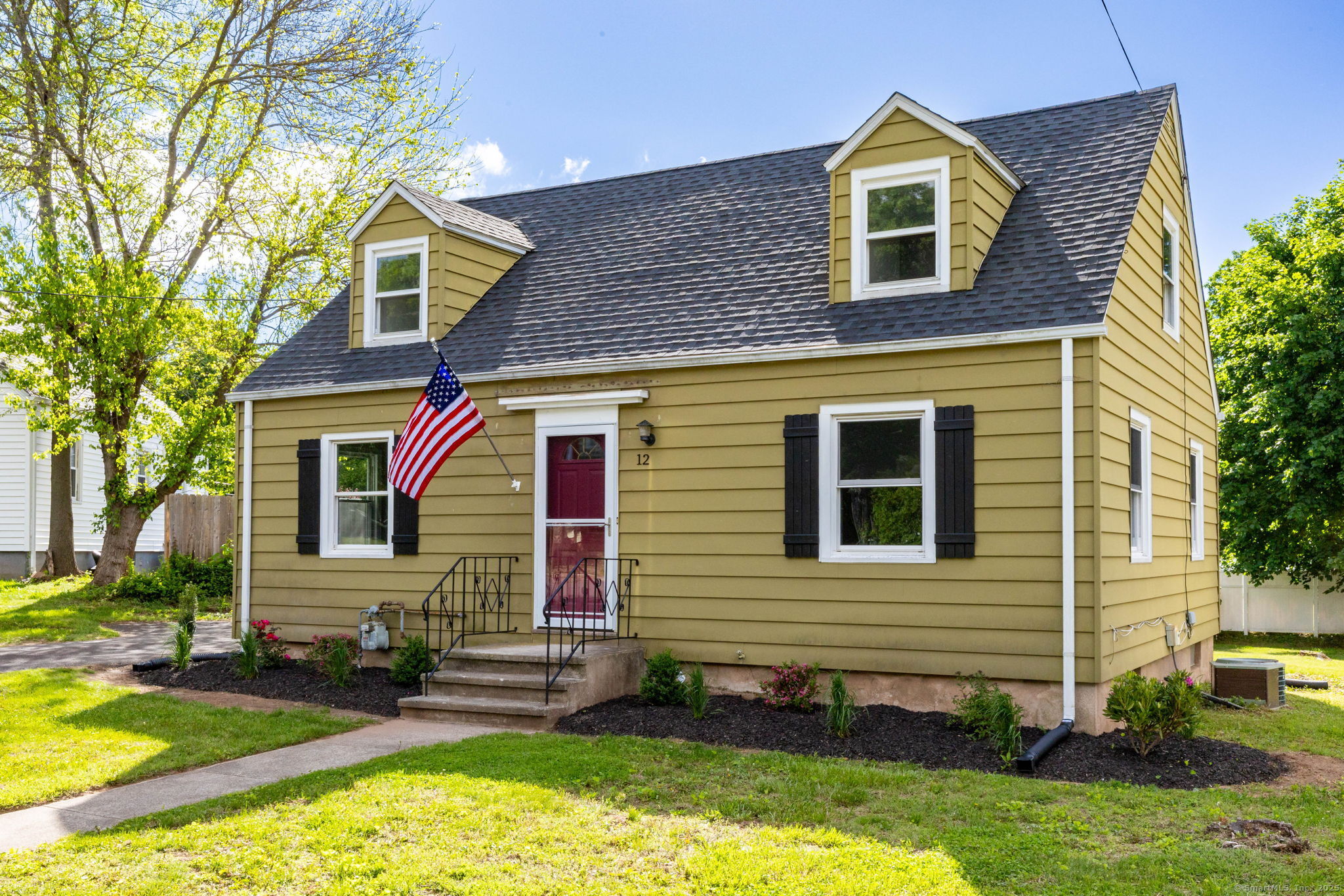 12 Pleasant Drive, Hamden, Connecticut image 6
