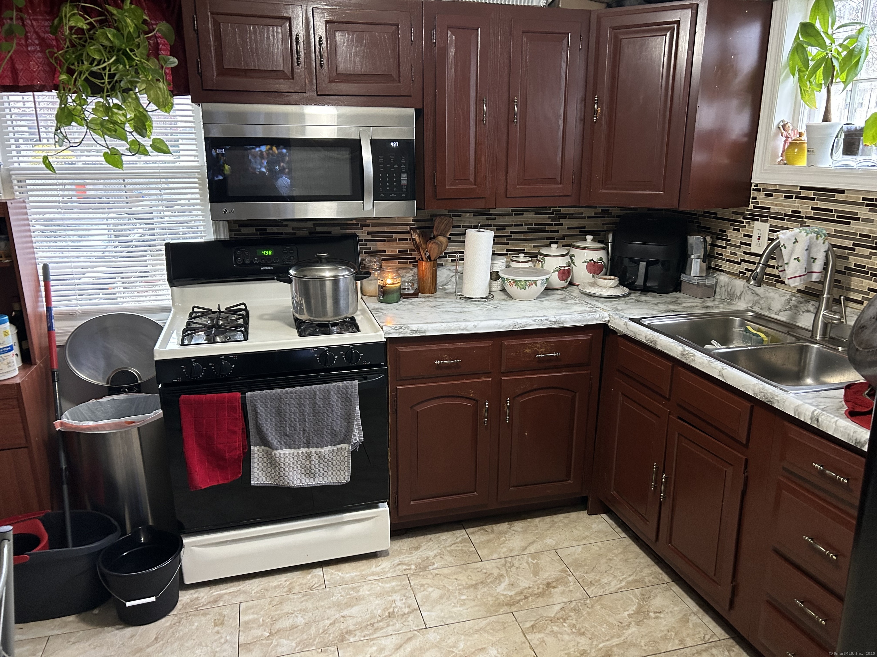 44 Rowan Street, Danbury, Connecticut image 7