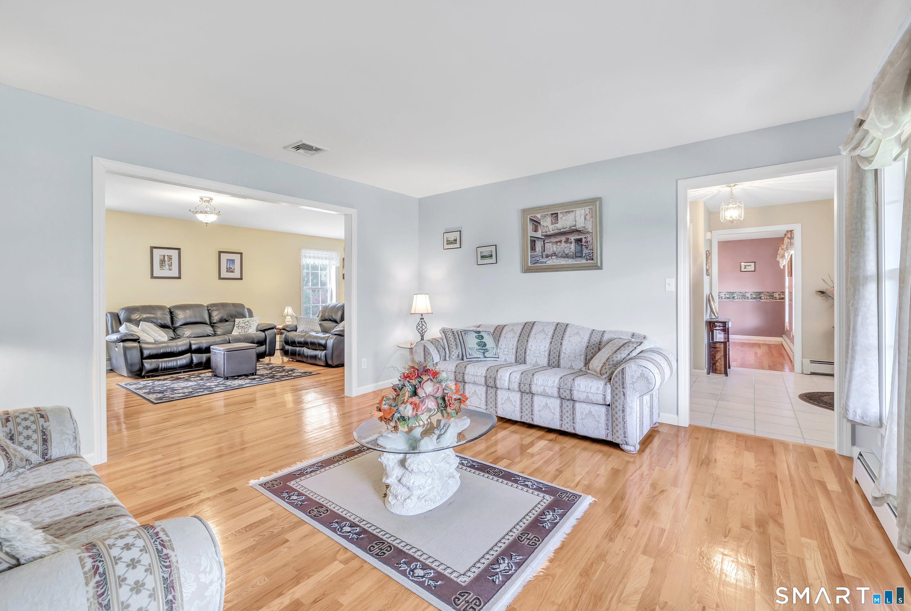 11 Jeanetti Drive