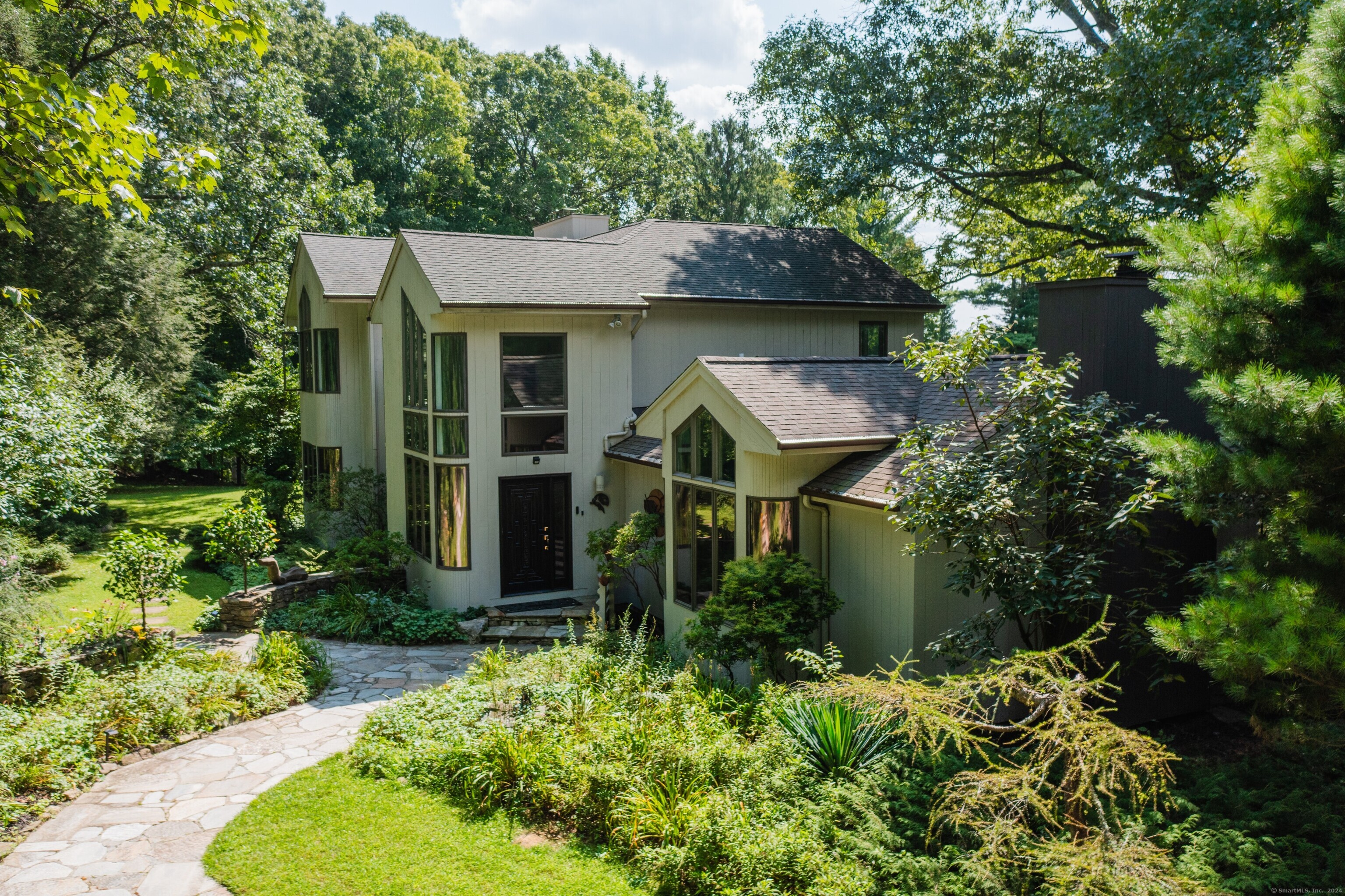 View Redding, CT 06896 house
