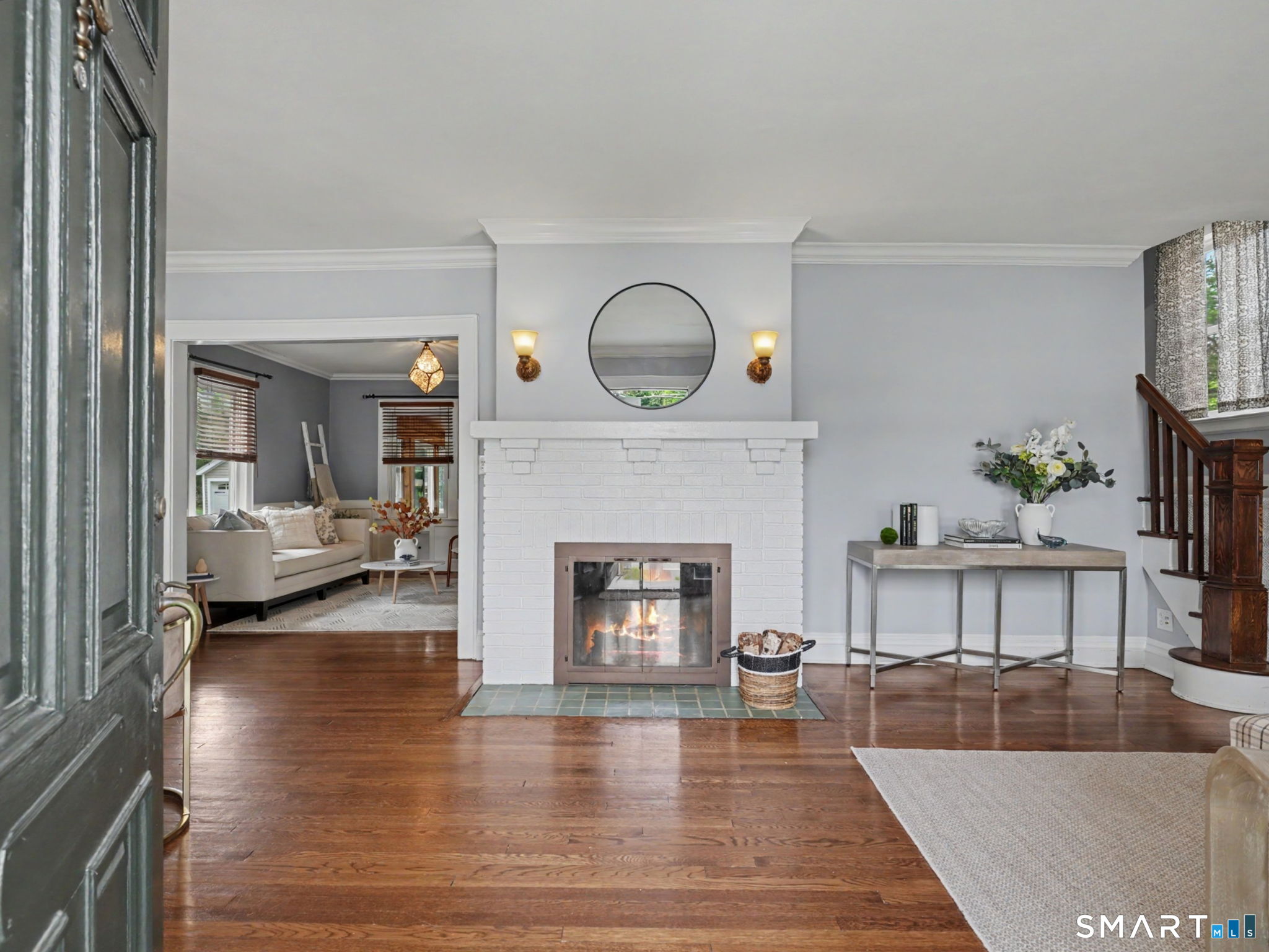 25 Hillandale Avenue