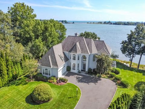 19 Weeds Landing Darien CT 06820