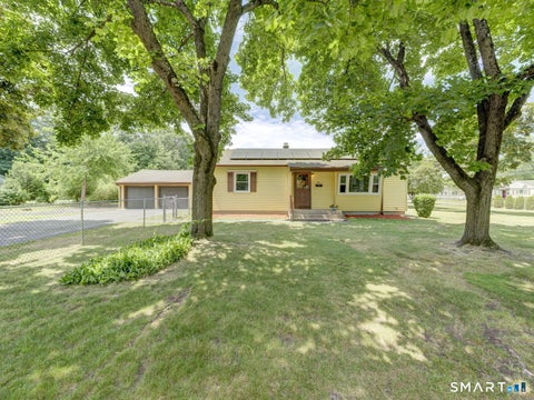Photo of 63 Darien Drive, Windsor Locks, CT 06096 (MLS # 24183451)