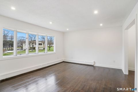 Tiny photo for 5 Pin Oak Lane, Ansonia, CT 06401 (MLS # 24148946)