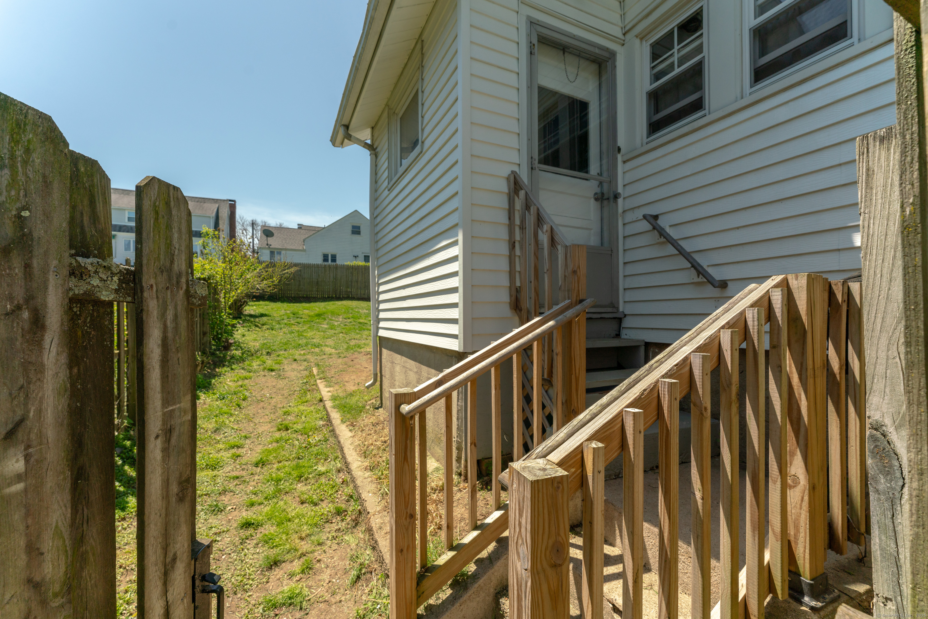 164 Norwood Avenue, New London, Connecticut image 38
