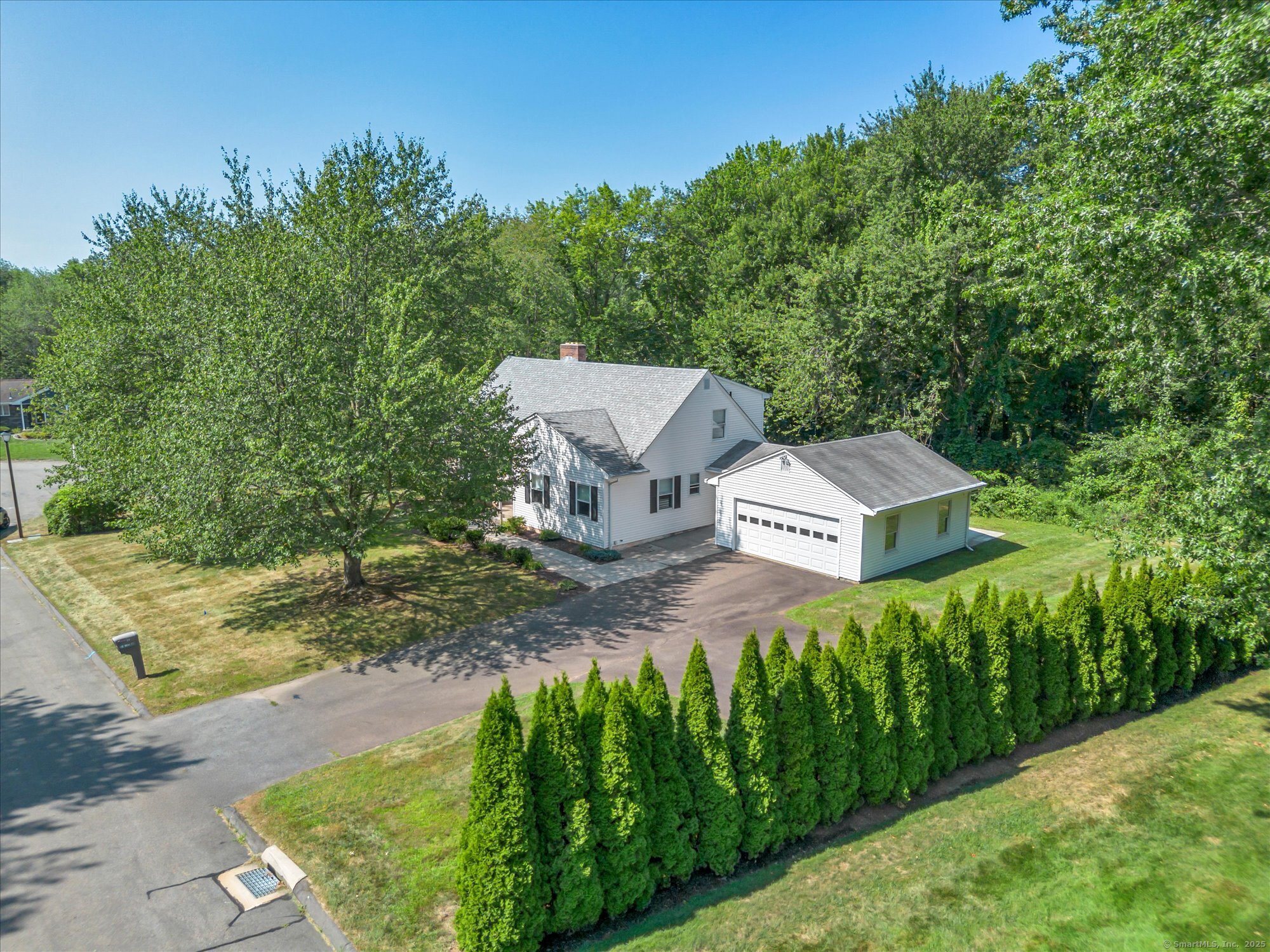 24 Iron Gate Lane