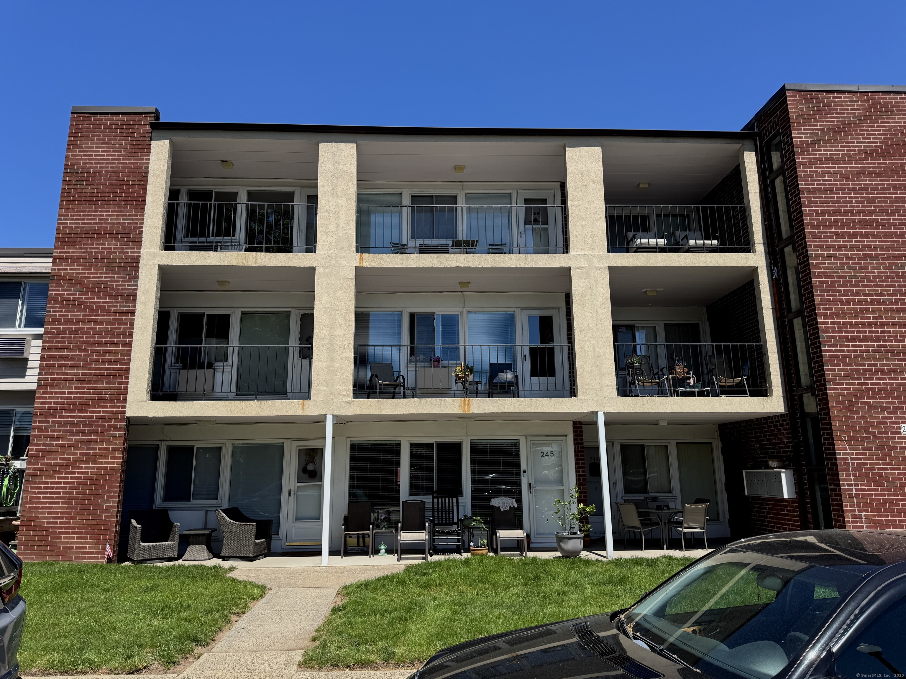 260 West Walk #260, West Haven, Connecticut image 2