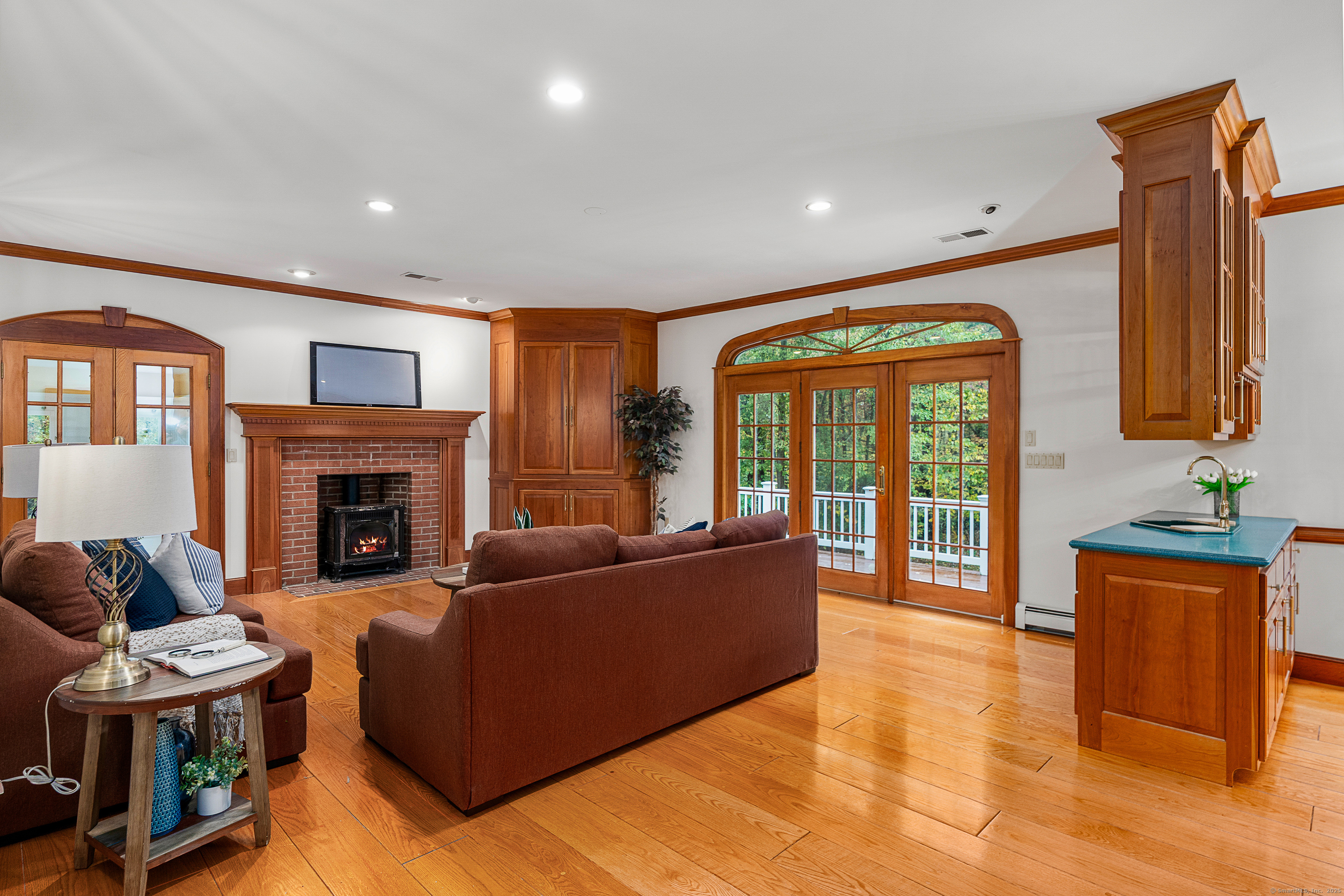 Tolland, Connecticut 06084, United States, 4 Bedrooms Bedrooms, ,3 BathroomsBathrooms,Residential,Coming Soon,228382