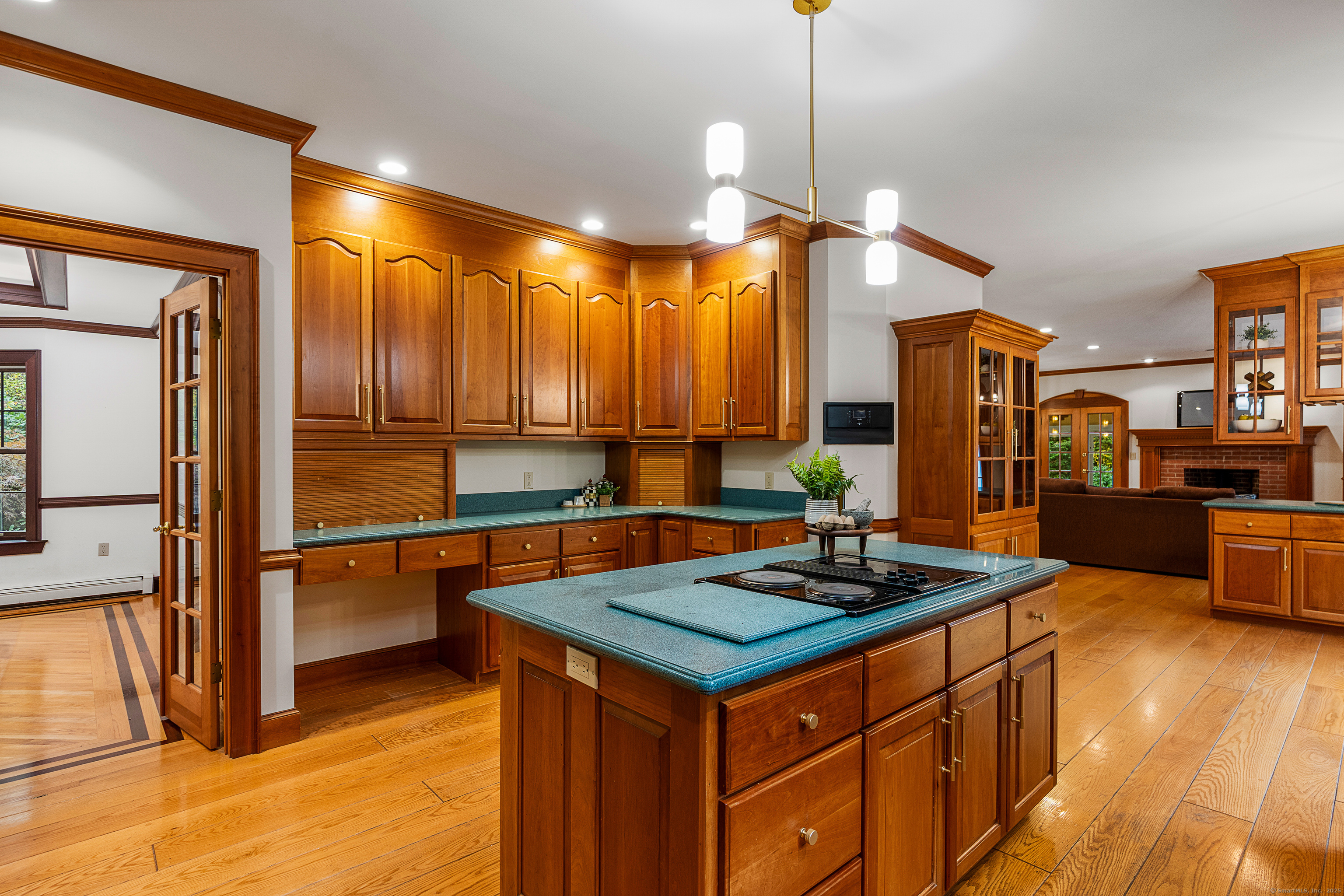 Tolland, Connecticut 06084, United States, 4 Bedrooms Bedrooms, ,3 BathroomsBathrooms,Residential,Coming Soon,228382