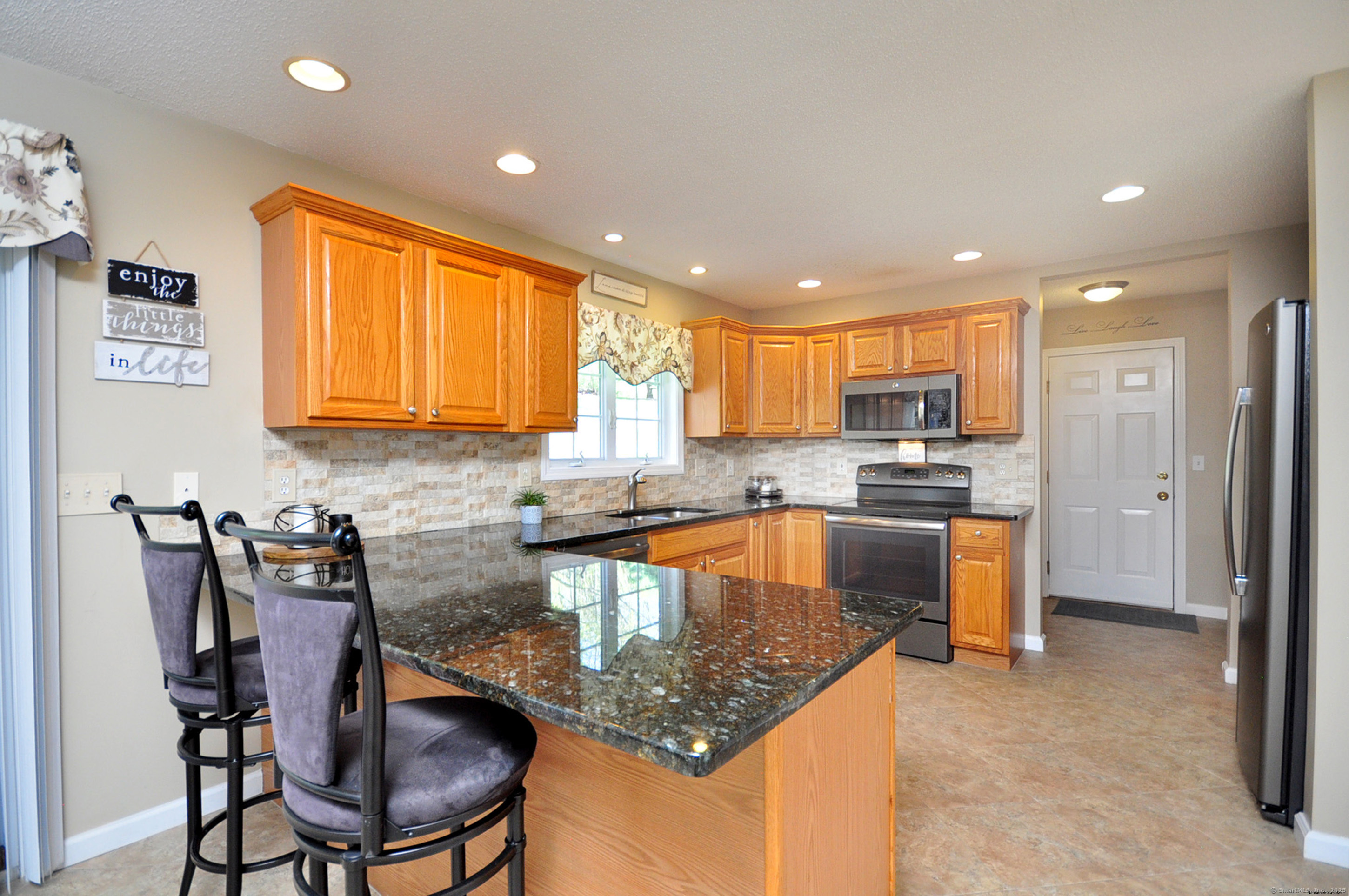 8 Rocamora Road, Rocky Hill, Connecticut image 9