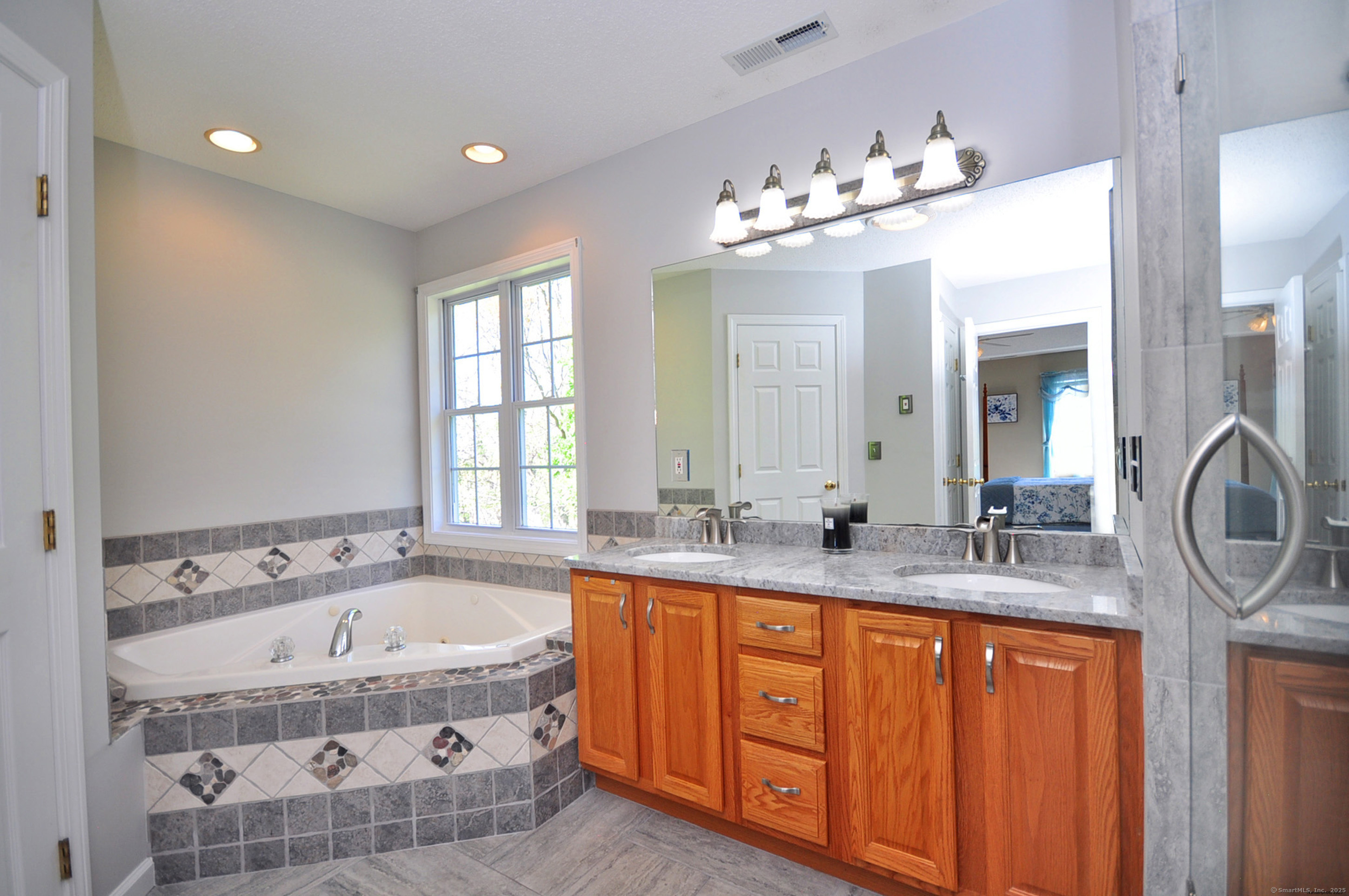 8 Rocamora Road, Rocky Hill, Connecticut image 25