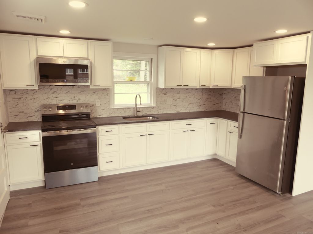 Photo of 57 Pinehurst Avenue, New Britain, CT 06053 (MLS # 24133304)