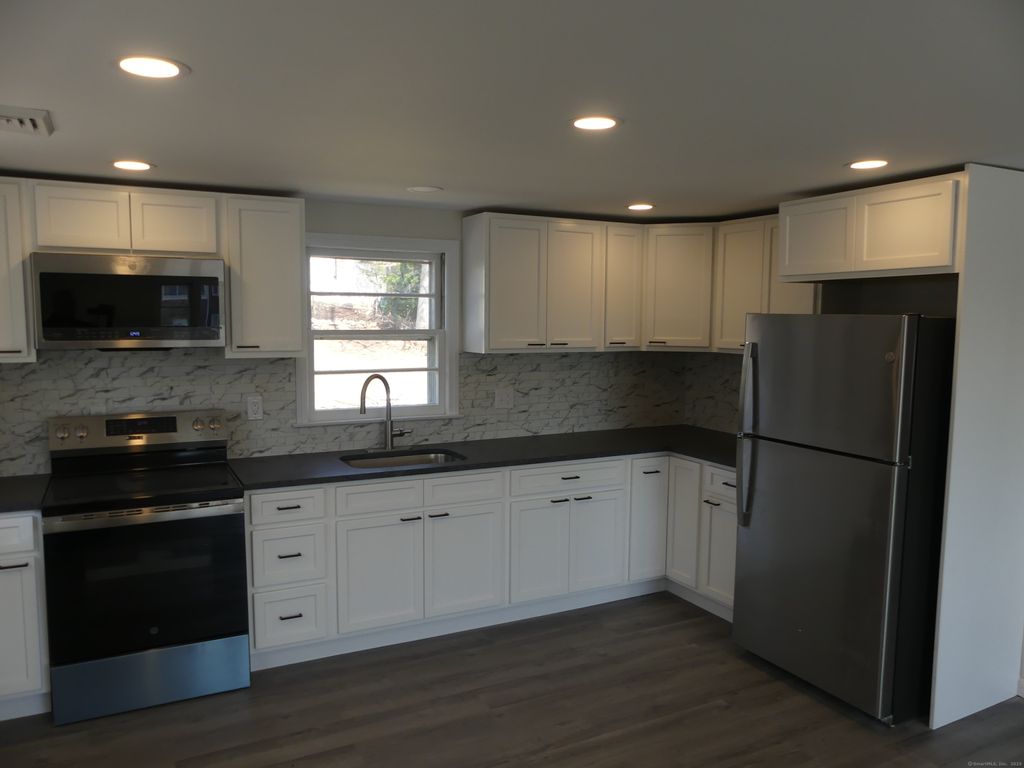 Photo of 57 Pinehurst Avenue, New Britain, CT 06053 (MLS # 24133304)