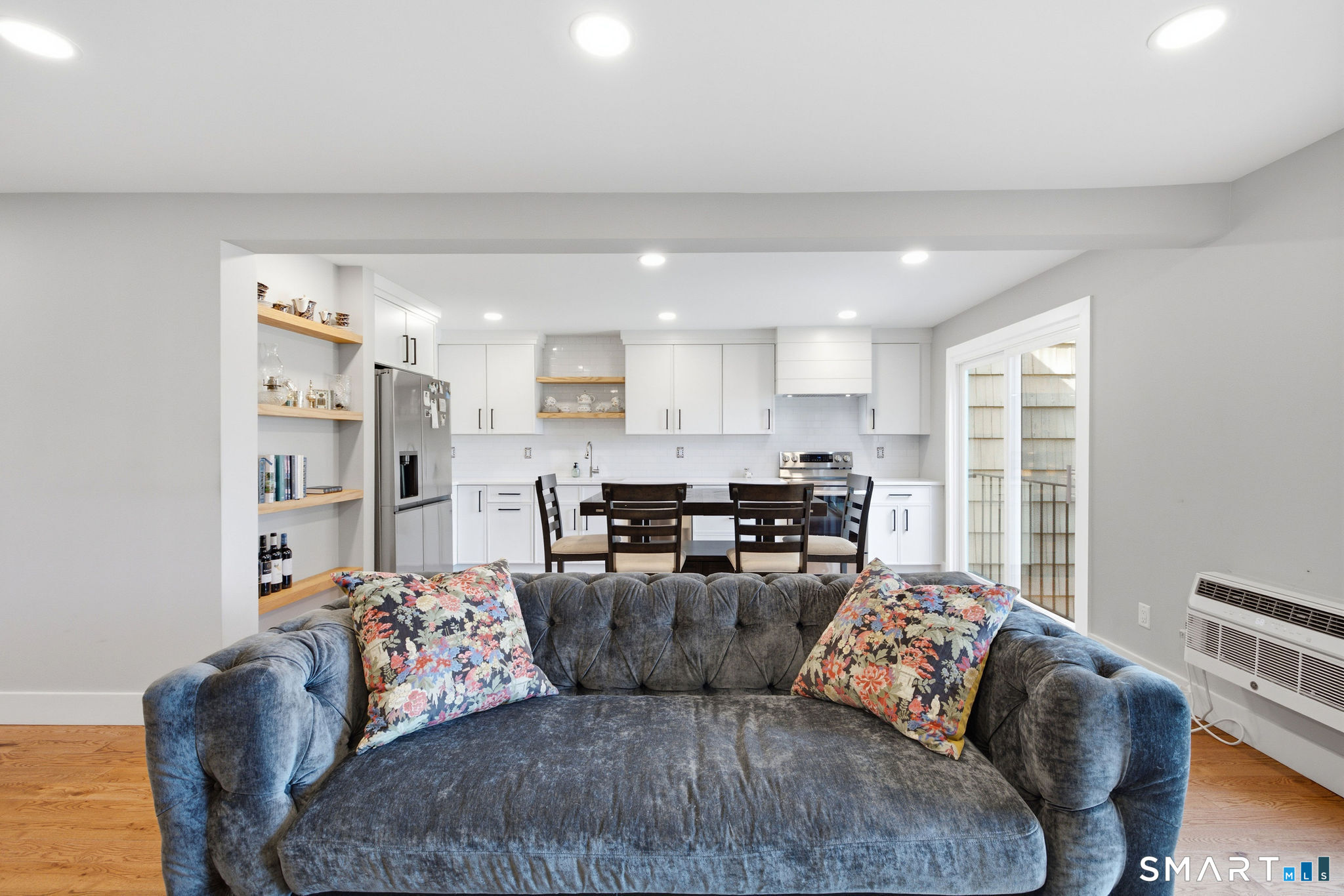 201 Highview Avenue D2