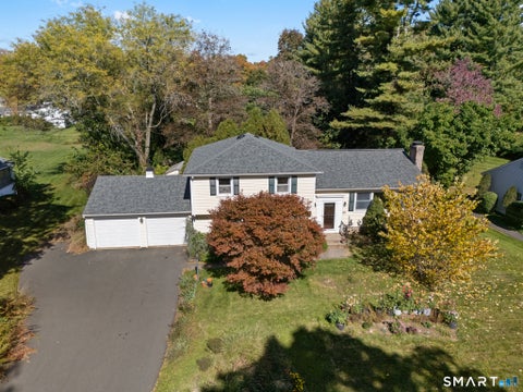 Photo of 68 Pleasant Drive, Cheshire, CT 06410 (MLS # 24214579)
