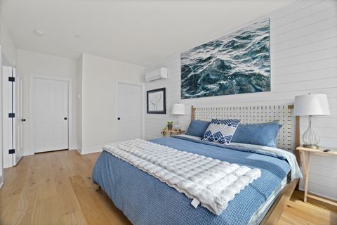 Tiny photo for 185 Main Street #APT 301, East Lyme, CT 06357 (MLS # 24156285)