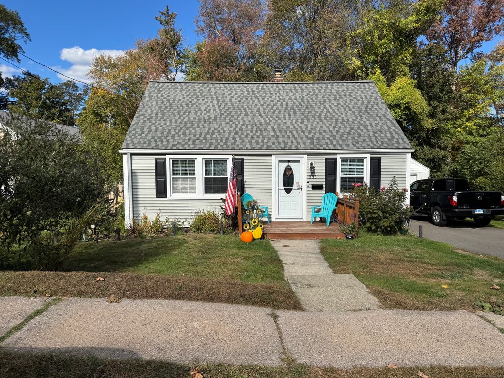 Photo of 335 Quinn Street, Naugatuck, CT 06770 (MLS # 24132944)