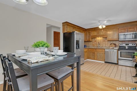 Tiny photo for 32 Conestoga Way #32, Glastonbury, CT 06033 (MLS # 24146715)