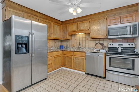 Tiny photo for 32 Conestoga Way #32, Glastonbury, CT 06033 (MLS # 24146715)