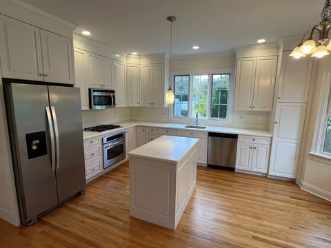 Tiny photo for 906 Oldfield Road #906, Fairfield, CT 06824 (MLS # 24135860)