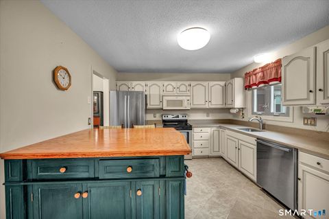 Tiny photo for 122 Colonial Hill Drive #122, Wallingford, CT 06492 (MLS # 24167343)