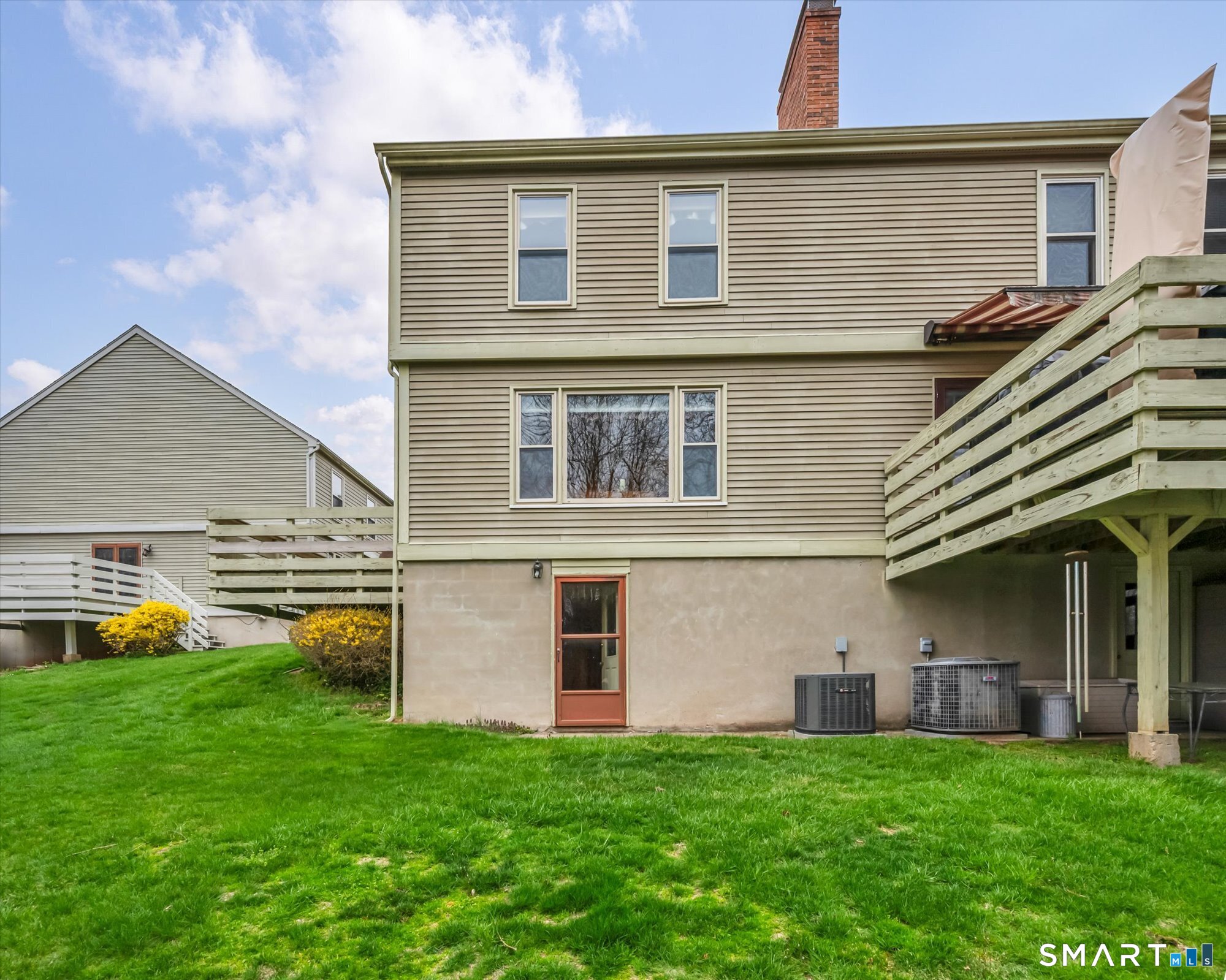 122 Colonial Hill Drive 122