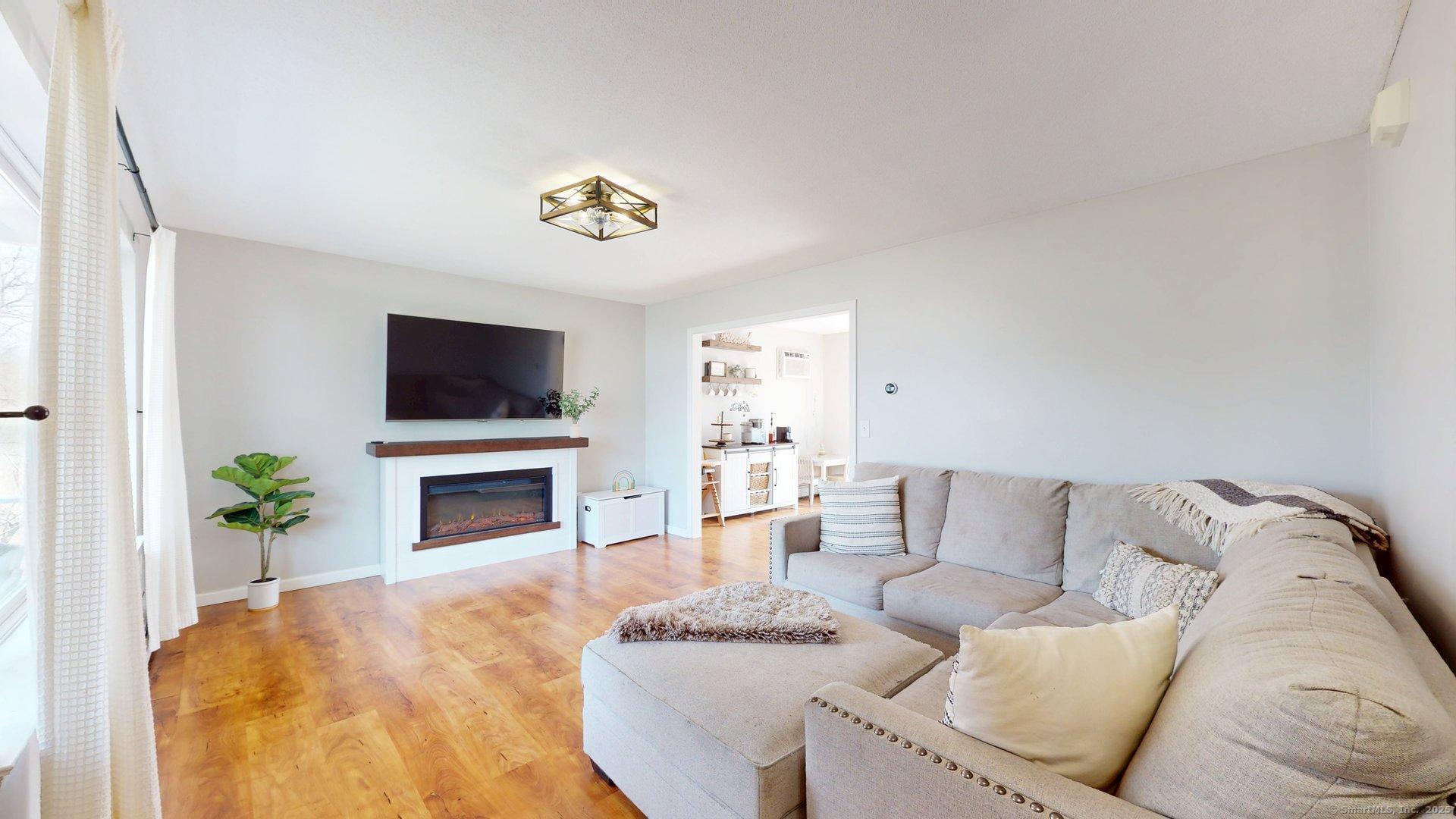526 Edgewood, Windsor, Connecticut image 12