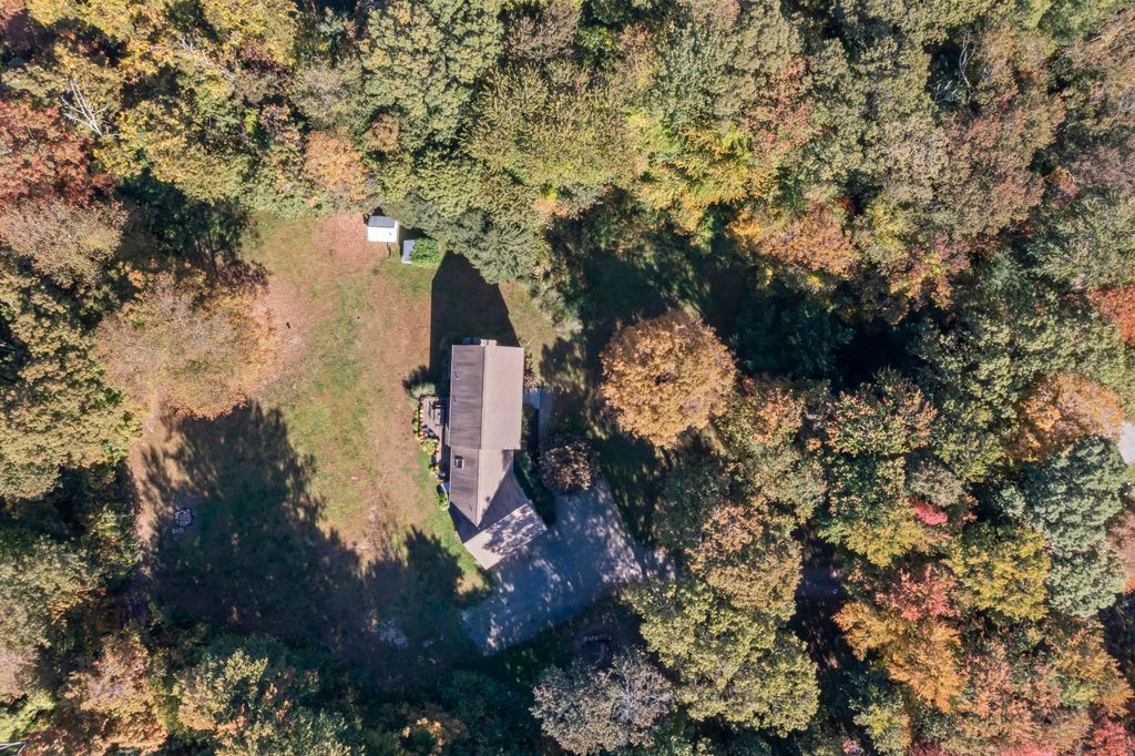 Photo of 16 Ox Hill Road, Newtown, CT 06470 (MLS # 24131640)