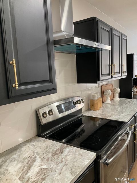 Tiny photo for 467 Whalley Avenue #APT L, New Haven, CT 06511 (MLS # 24145148)