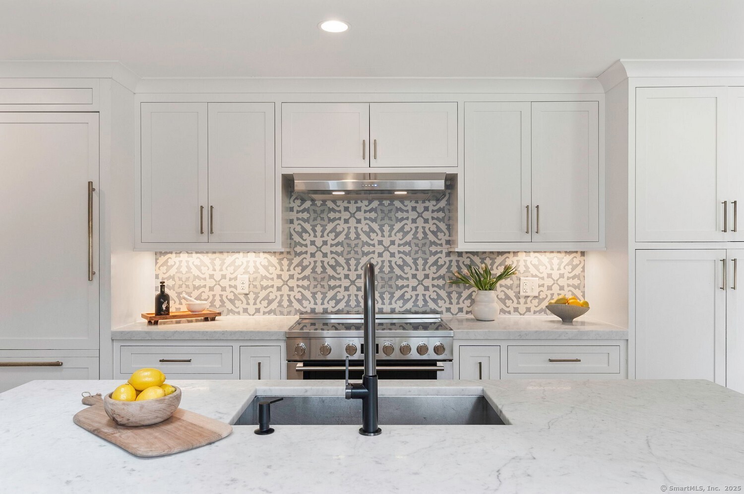9 Beach Drive, Darien, Connecticut image 17