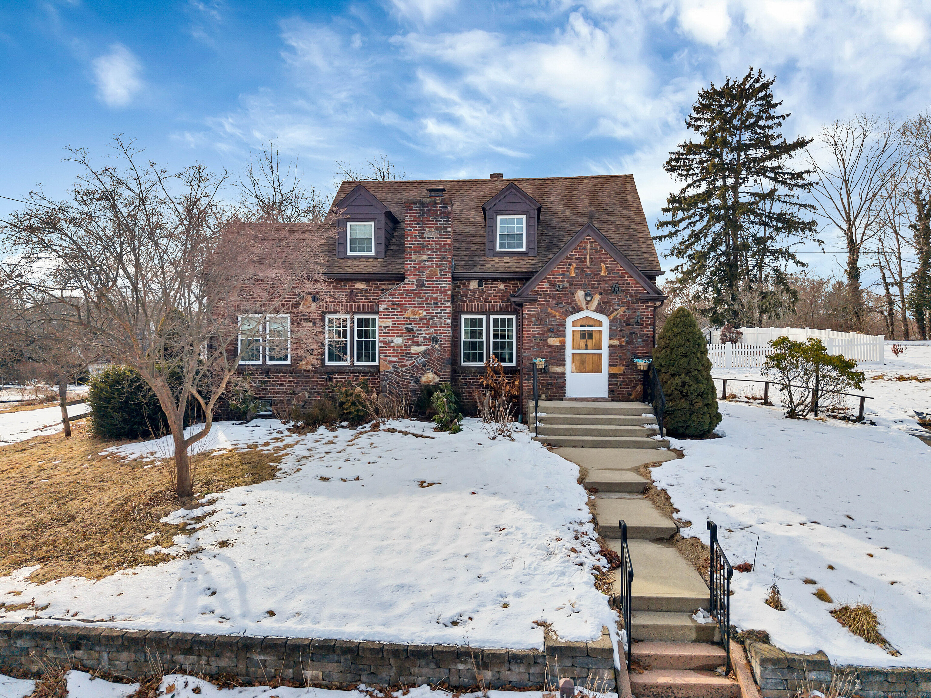 16 Breezy Lane, Branford, Connecticut image 1