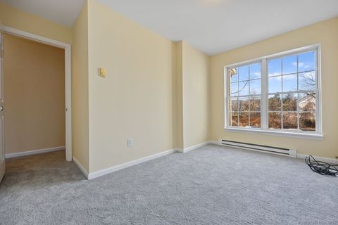 Tiny photo for 92 Hamden Avenue #APT 4, Waterbury, CT 06704 (MLS # 24141442)