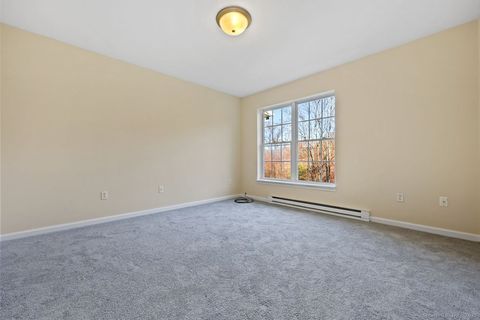 Tiny photo for 92 Hamden Avenue #APT 4, Waterbury, CT 06704 (MLS # 24141442)
