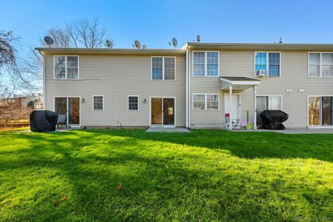 Tiny photo for 92 Hamden Avenue #APT 4, Waterbury, CT 06704 (MLS # 24141442)