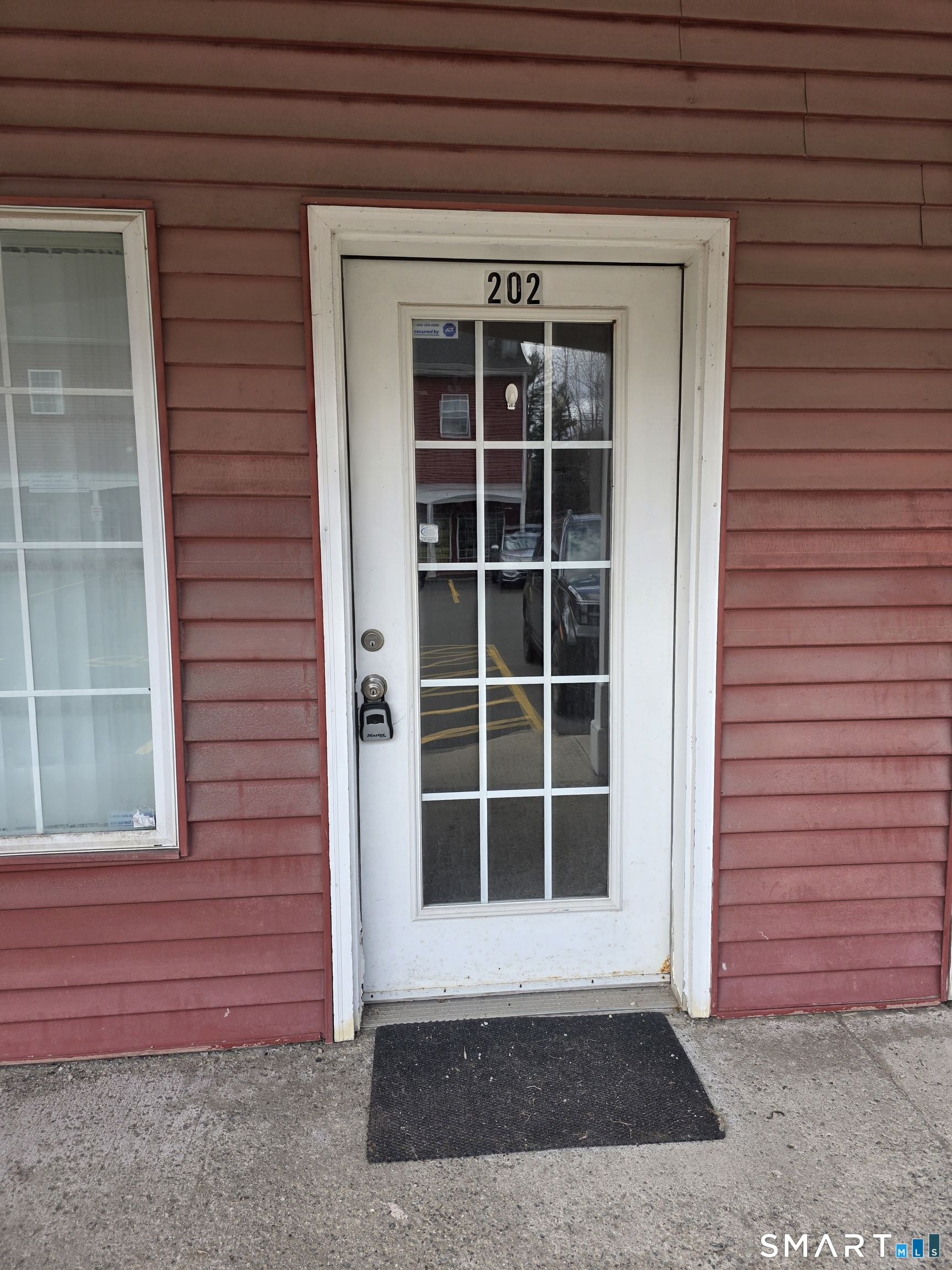 16 Main Street 202