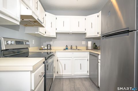 Tiny photo for 127 Woodland Drive #127, Cromwell, CT 06416 (MLS # 24103056)